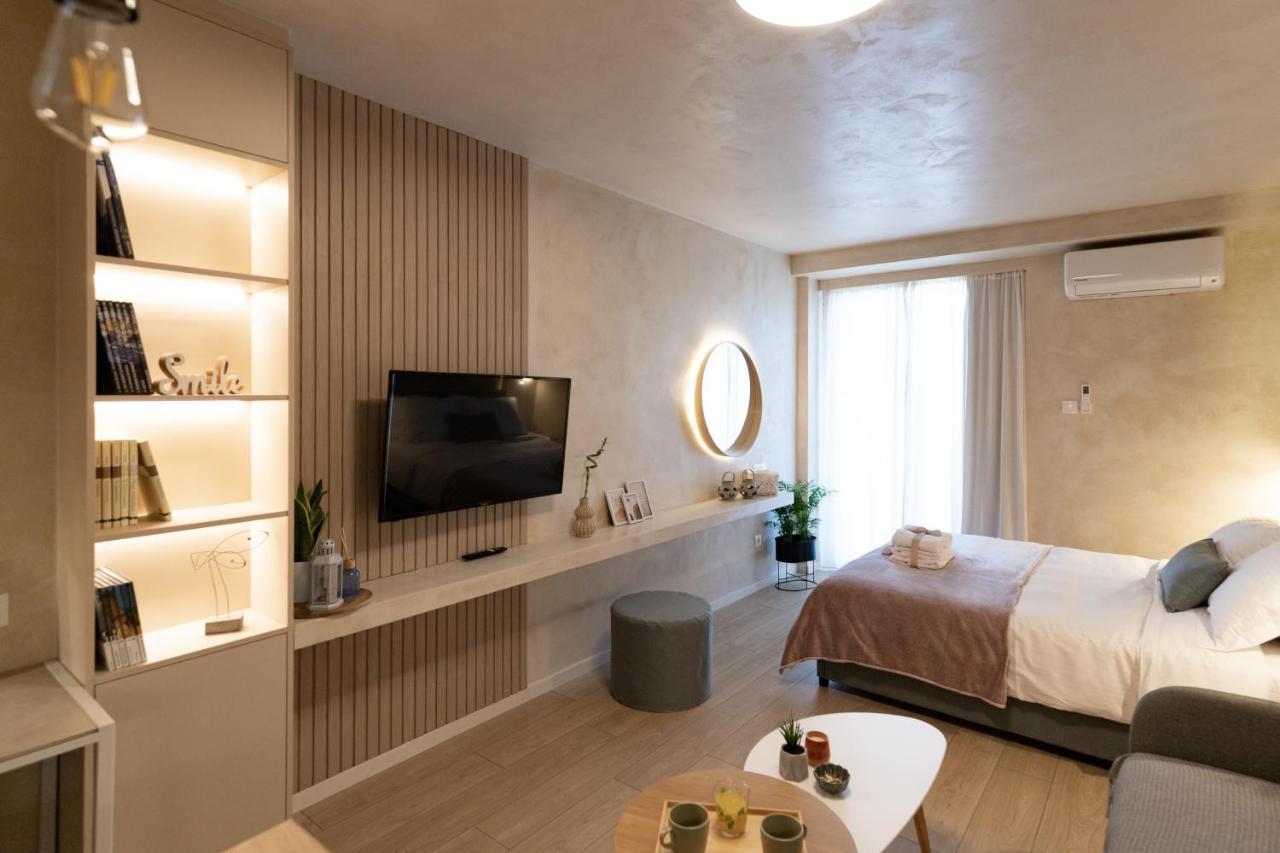 Apo-Zachari Elegant Apartment Лариса Екстериор снимка