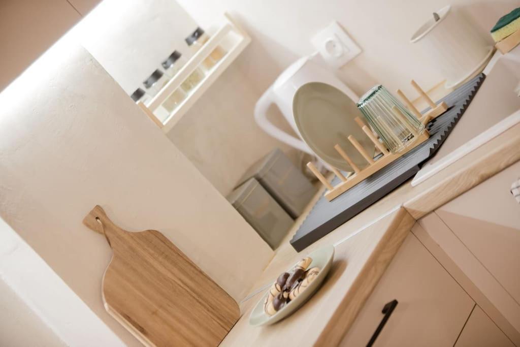 Apo-Zachari Elegant Apartment Лариса Екстериор снимка