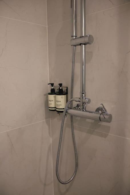 Apo-Zachari Elegant Apartment Лариса Екстериор снимка