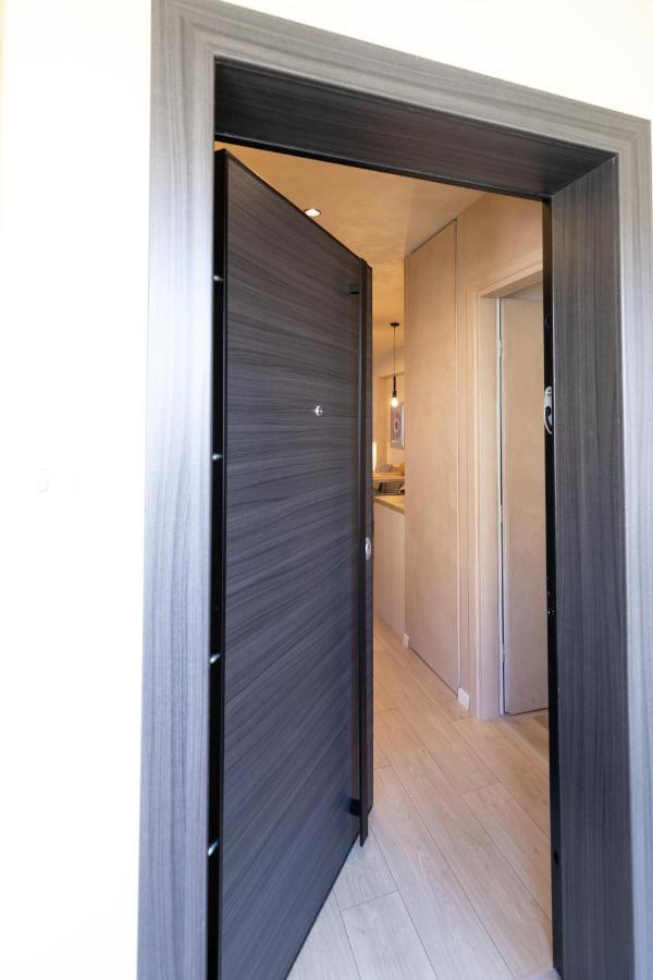 Apo-Zachari Elegant Apartment Лариса Екстериор снимка
