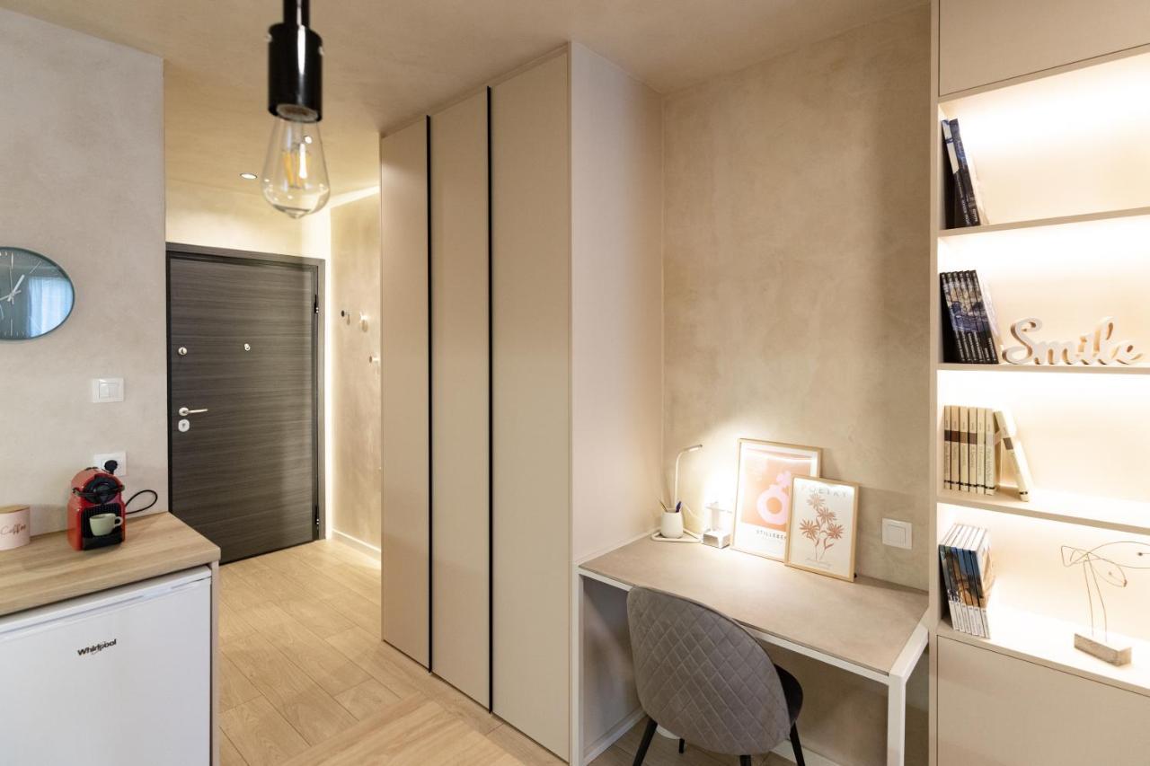 Apo-Zachari Elegant Apartment Лариса Екстериор снимка